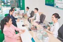 Mô hình tập đoàn tài chính: Cần khung pháp lý để hạn chế rủi ro, thao túng thị trường