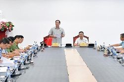 Phó Chủ tịch Quốc hội, Thượng tướng Trần Quang Phương dự Phiên họp Thường trực Ủy ban Quốc phòng và An ninh
