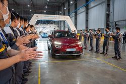 Vốn hóa tăng 3,4 tỷ USD trong hai tuần, VIC đang 'lấy lại giá trị thật'?