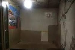 Hà Nội: Bí mật bên trong căn phòng trọ chật hẹp của nam thanh niên 20 tuổi