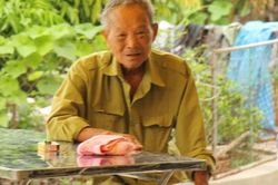 Vụ con rể sát hại gia đình vợ ở Hải Dương: Nhói lòng hình ảnh người đầu bạc tiễn kẻ đầu xanh