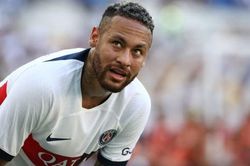 Tin chuyển nhượng 13/8: MU mua hậu vệ vô địch World Cup, xác định CLB mới của Neymar