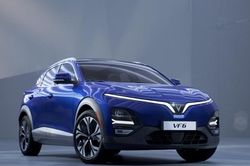 Loạt xe gầm cao cỡ nhỏ chuẩn bị đến tay khách Việt