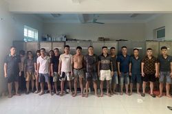 Thu súng tại sới bạc hoạt động giữa đêm trên sông Hồng