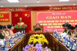 Tập trung xử lý dứt điểm các hành vi vi phạm an toàn giao thông