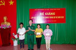 Bế giảng lớp dạy chữ và tiếng Khmer cho học sinh khu vực biên giới biển Sóc Trăng