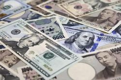 Đồng USD lại tăng nóng, thẳng tiến mốc 24.000 đồng