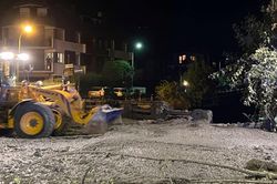 Italy nỗ lực cứu hộ sau lở bùn ở khu vực dãy Alps