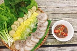 Luộc thịt nhớ thả thêm thứ này, thịt mềm tan mà ăn lại không ngán