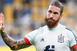 Ramos từ chối làm đồng đội của Messi và Ronaldo