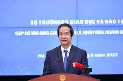 Bộ trưởng GD&ĐT Nguyễn Kim Sơn: 'Nhà giáo là tài sản quý nhất của ngành'