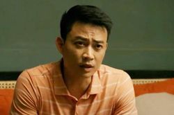 'Làng trong phố' tập 12: Hùng bất lực vì em gái làm 'trà xanh'