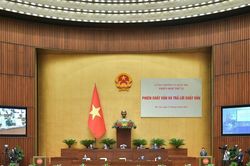 Ủy ban Thường vụ Quốc hội chất vấn việc khắc phục chồng chéo văn bản quy phạm pháp luật và 'quân xanh - quân đỏ' trong đấu giá đất