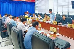 Ban Thường vụ Huyện ủy Châu Phú cho ý kiến đối với các nội dung chuẩn bị hội nghị sơ kết giữa nhiệm kỳ