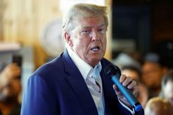 Ông Trump tiếp tục nhận thêm cáo buộc hình sự