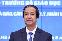 Bộ trưởng GD&ĐT nhận lỗi chưa làm cho xã hội hiểu ngành Giáo dục