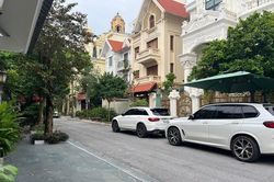 Vụ bé trai 7 tuổi bị bắt cóc đòi 15 tỷ đồng tiền chuộc ở Hà Nội: Nghi phạm đã theo dõi nhiều ngày?