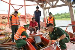 BĐBP Kiên Giang bắt giữ tàu vận chuyển hơn 80.000 lít dầu DO không rõ nguồn gốc