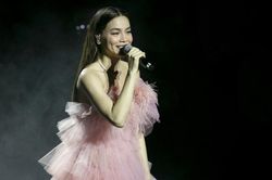 Danh tính người đàn ông luôn khiến Hồ Ngọc Hà 'thăng hoa' trên sân khấu