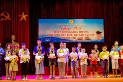 Công đoàn Công ty Apatit Việt Nam tuyên dương 247 học sinh tiêu biểu, đạt giải trong năm học 2022 - 2023