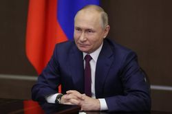 Ông Putin: NATO có thể hợp nhất với AUKUS