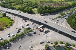 Điều chỉnh giao thông nút giao Cổ Linh – Huỳnh Tấn Phát