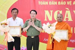 Toàn dân bảo vệ an ninh Tổ quốc phải cả trên không gian mạng