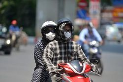 Bắc Bộ ngày nắng đêm mưa, Trung Bộ đề phòng sốc nhiệt