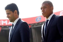 Real Madrid cảnh báo Mbappe giữa thỏa thuận ngầm với PSG