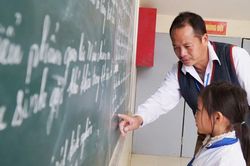 Tìm giải pháp để nâng cao chất lượng giáo dục ở các huyện miền núi đặc biệt khó khăn