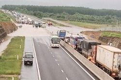 Đã có báo cáo Chính phủ nguyên nhân ngập cao tốc Phan Thiết - Dầu Giây