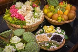 Những loại quả ý nghĩa nên có trên mâm cúng Rằm tháng 7?