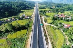 Đầu tư tuyến cao tốc Tuyên Quang - Hà Giang quy mô 2 làn xe