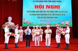 Công an tỉnh Bình Thuận tuyên dương, khen thưởng những điển hình trong triển khai Đề án 06