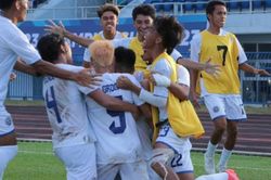 U23 Philippines và U23 Lào tự níu chân nhau, U23 Việt Nam chưa đá đã rộng cửa bán kết