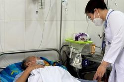Y tế cơ sở: 'Lá chắn' ngăn bệnh lao