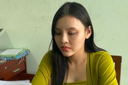 Khởi tố cựu tiếp viên cầm đầu đường dây bán dâm