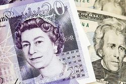 Tỷ giá ngoại tệ hôm nay 18/8: Tỷ giá USD, EUR, CAD, Yen Nhật, Bảng Anh, tỷ giá hối đoái... Fed để ngỏ tăng lãi suất, phục hồi kinh tế Mỹ, đồng bạc xan