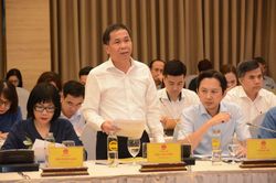 Bộ Nội vụ vào cuộc trước vấn đề khó tuyển giáo viên ở địa phương