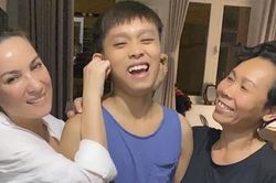 Hồ Văn Cường tặng quà đặc biệt cho mẹ ruột và mẹ nuôi Phi Nhung dịp Vu Lan?