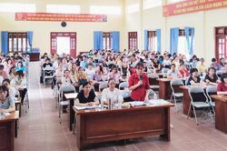 Phú Bình: Bồi dưỡng chính trị cho gần 2.000 cán bộ quản lý, giáo viên