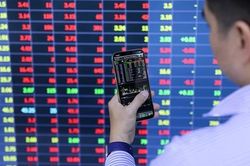 VN-Index mất gần 60 điểm, la liệt cổ phiếu nằm sàn
