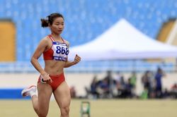Nguyễn Thị Oanh vượt qua kỷ lục của chính bản thân ở giải vô địch thế giới