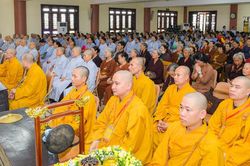Pháp phục Phật giáo Việt Nam