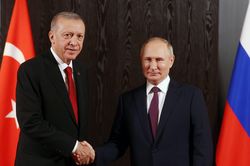 Washington cảnh báo nóng khi Ankara định giúp Moskva