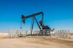 Xuất khẩu dầu của Saudi Arabia 'chạm đáy' trong 21 tháng