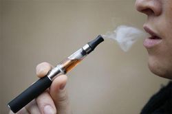Thiếu cơ chế quản lý, thuốc lá điện tử 'chợ đen' làm loạn thị trường