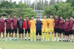 HLV Hoàng Anh Tuấn loại 3 cầu thủ, U23 Việt Nam sẵn sàng bảo vệ ngôi vương