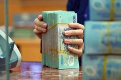 'Việt Nam đang trong giai đoạn giảm thắt chặt chứ không hẳn nới lỏng, lãi suất thực vẫn ở mức cao'
