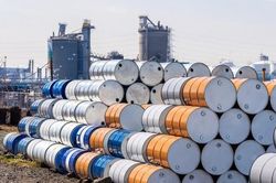 Ngày 19/8: Giá xăng dầu tiếp đà tăng, gas xoay chiều giảm mạnh